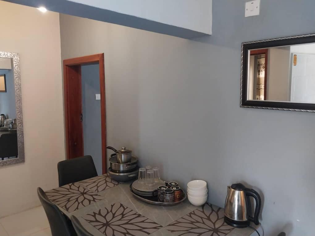 Emmrose Apartments Chingola Eksteriør billede